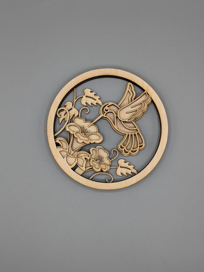 Layered Hummingbird in Circle