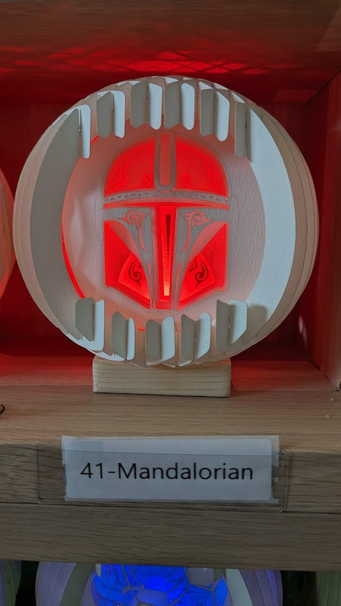 41-Mandalorian Paper Globe