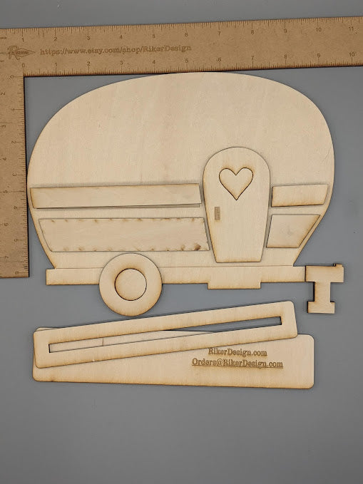 Campers for Interchangeable Display Items