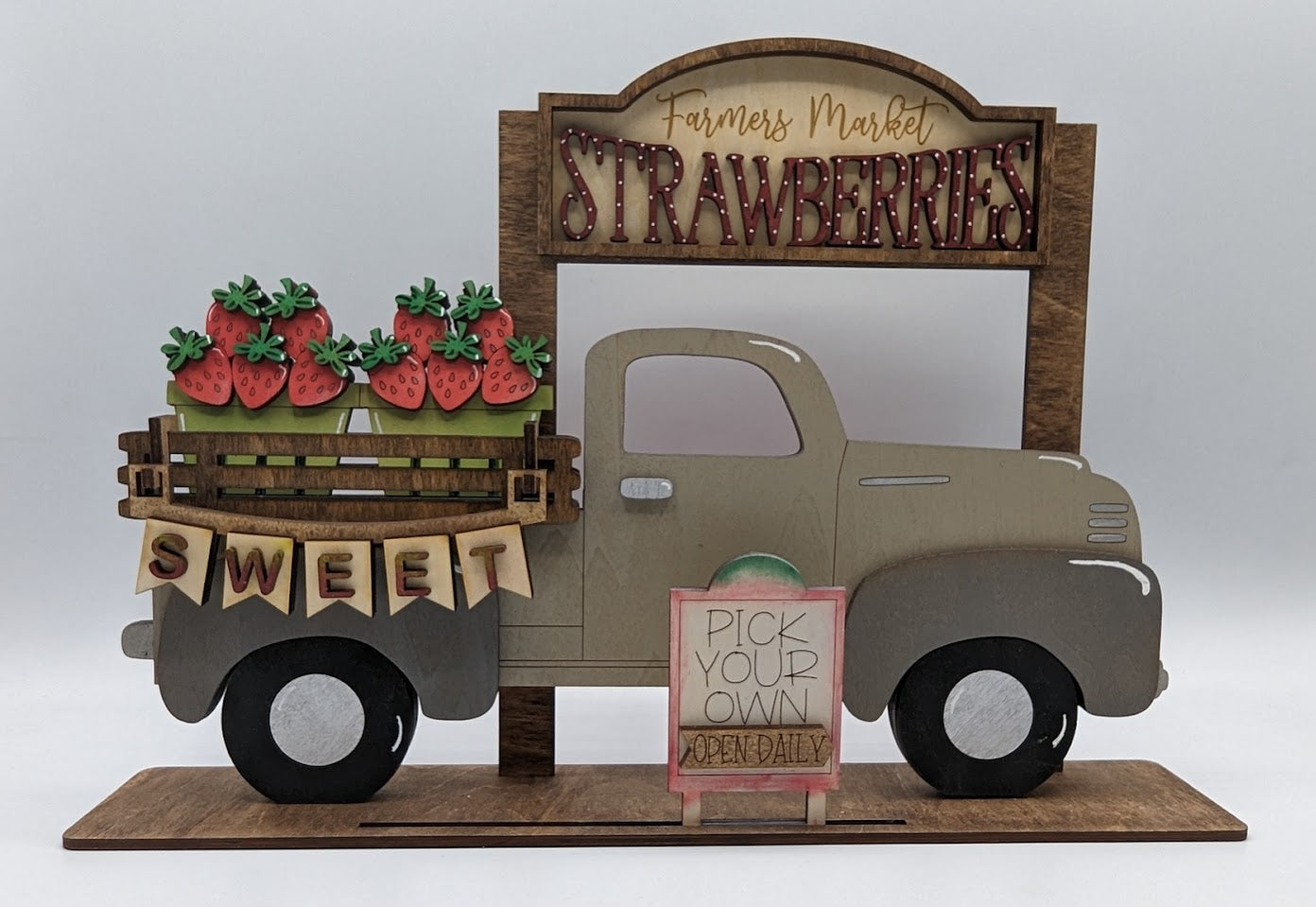 17-Strawberries add on for Truck/Crate