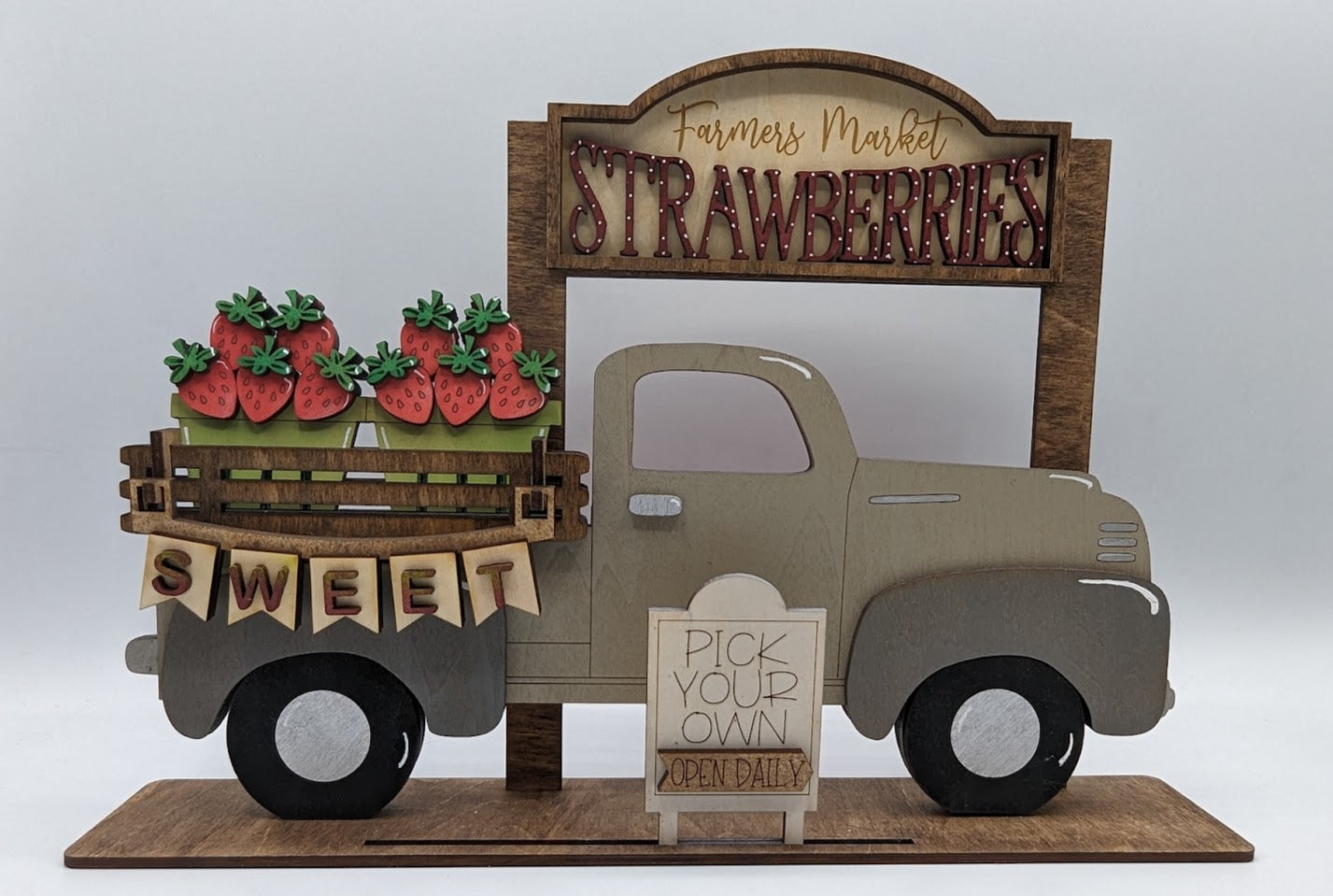 17-Strawberries add on for Truck/Crate