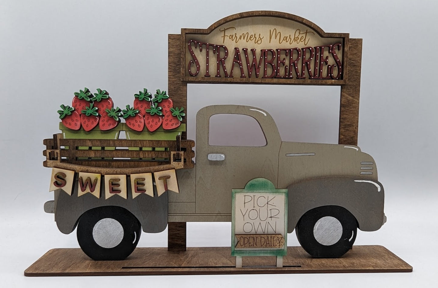 17-Strawberries add on for Truck/Crate