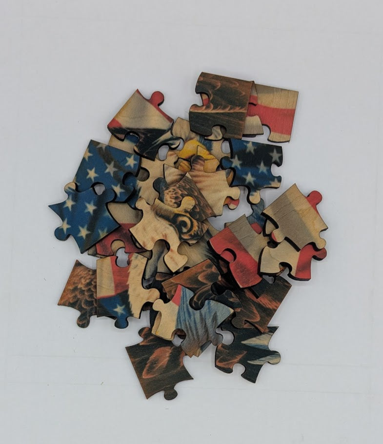 Patriotic Eagle 5.5"x6.9" 35 pc Puzzle
