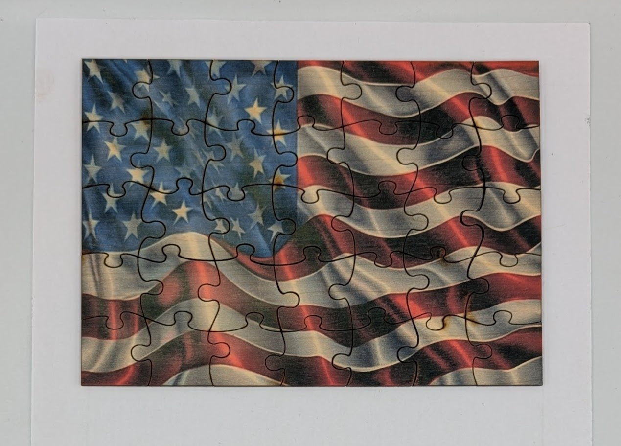 USA Flag Wavy 5"x7" 35 pc Puzzle