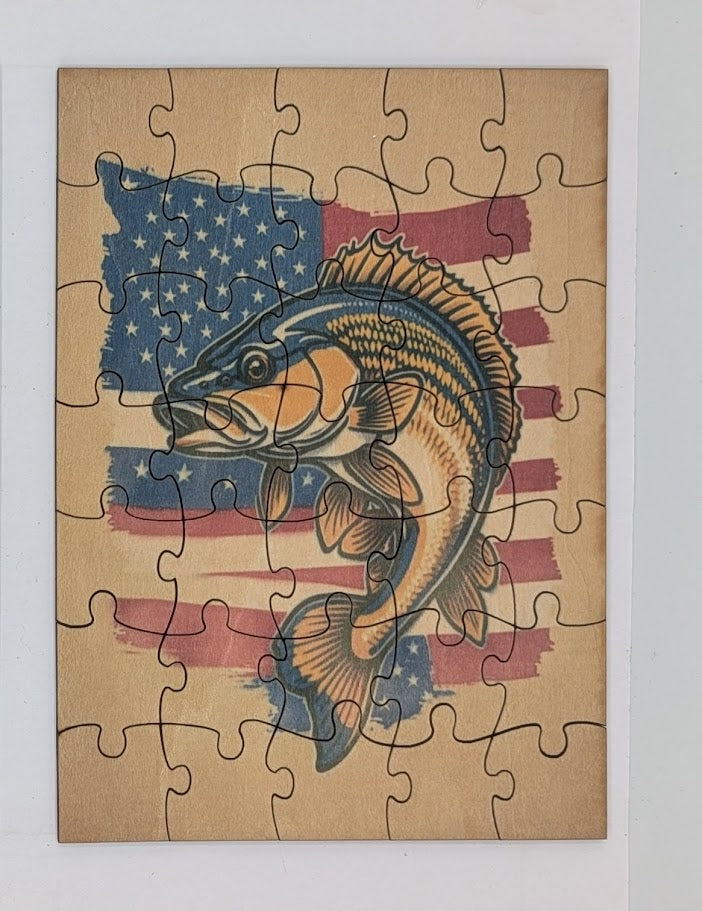 Patriotic Fish 5"x7" 35 pc Puzzle